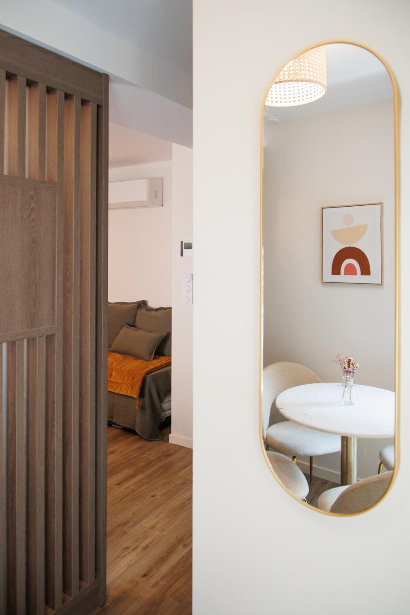 Appart'Hotel Le Corot - Acces Autonome - Saint-Junien Centre Екстер'єр фото